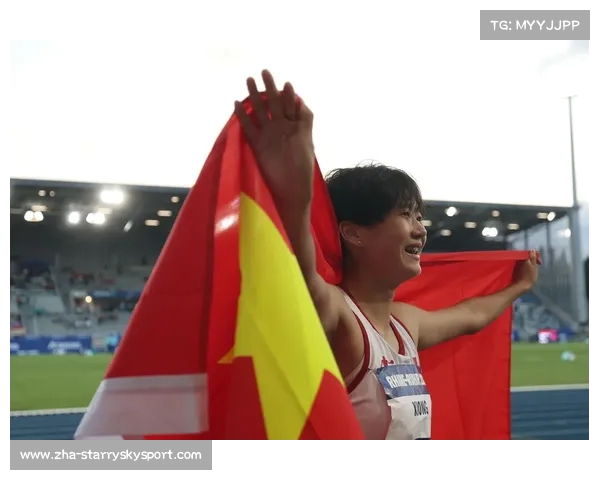 熊诗麒在国际赛事中荣获女子跳远银牌展现出非凡实力与无限可能性 熊诗麒在国际赛事中荣获女子跳远银牌展现出非凡实力与无限可能性